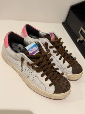 P448 John Tanky  pink brown print sneaker Good used condition size 37 sparkle